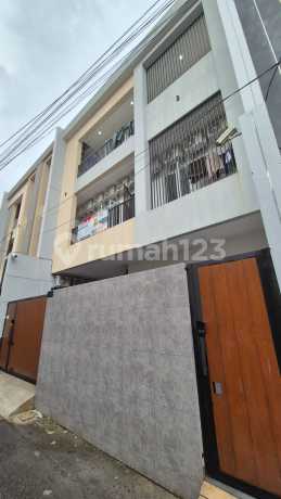 Kos-Kosan Strategis Dekat Binus di Kebon Jeruk Jaksel Pu-17721