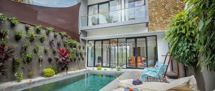 Leasehold - Tranquil Rice Field View Villa with Private Pool and Modern Amenities in Canggu Bali 1