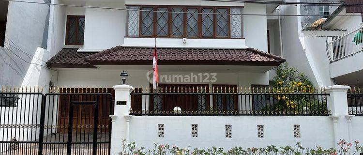 Dijual Rumah Pluit Selatan Lt 325m2 Semi Furnish SHM 1