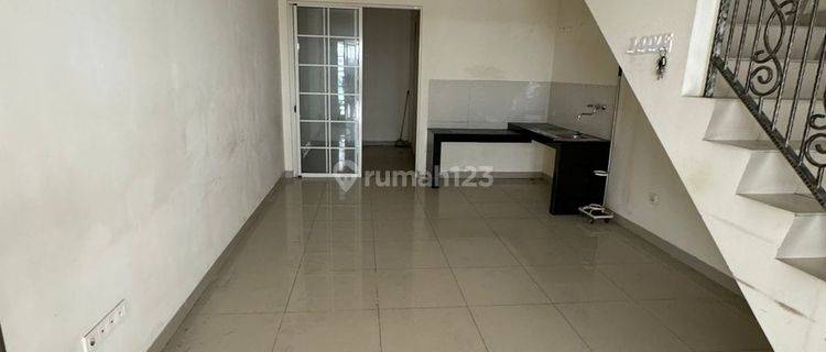 Rumah Green Lake City Cluster West Europe 4x15 2 Lantai Kosongan 1