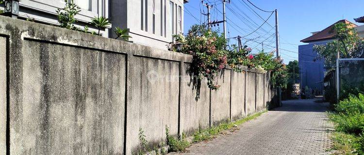 Land for sale at the location of Batur Sari Sanur, South Denpasar 1