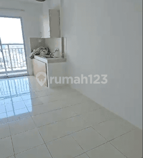 Disewakan Apartemen Mediterania Garden 2 Sem Furnished 1