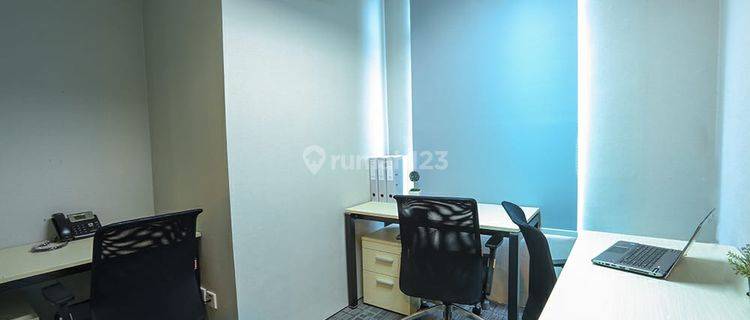 Disewakan Serviced Office Kapasitas 3 Meja Menara 165