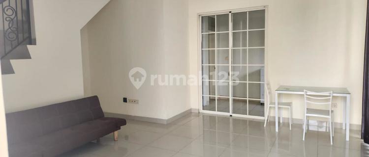 For Rent Beautiful Semi-Furnished House Green Lake City 1