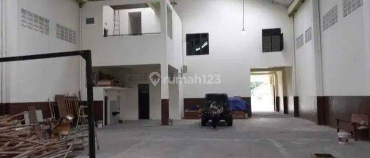 GUDANG BARU AREA DKT JOMBOR JL MAGELANG 1