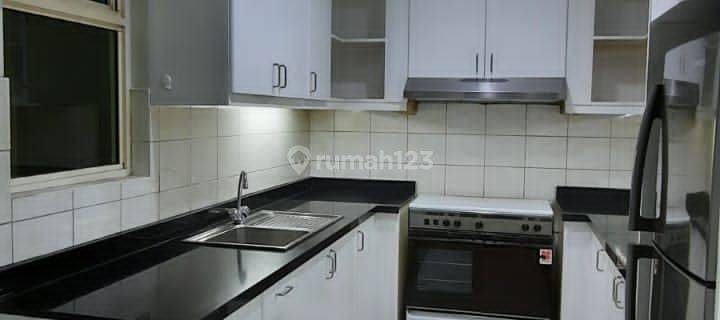 Disewakan Apartement Kedoya Elok 3BR Full Furnished  1