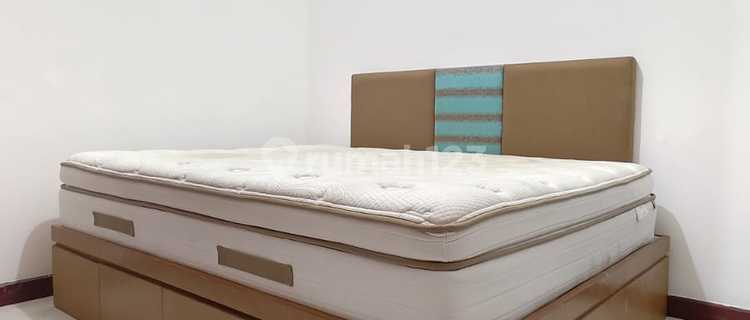 Mediterania 2 Tanjung Duren 2 Bedrooms Fully Furnished Best View Pool 1