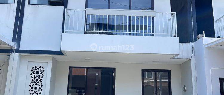  Rumah Minimalis Masih Baru di Jalan Terusan Jakarta Antapani 1