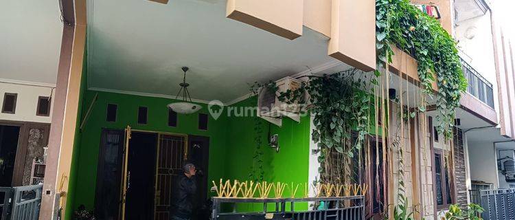 Dijual Rumah Cluster di Petukangan Utara Jakarta Selatan 1