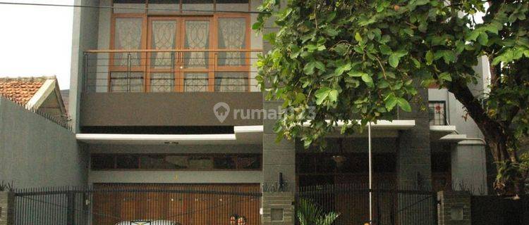 Dijual Cepat Rumah Siap Huni di Samping Senayan City 1