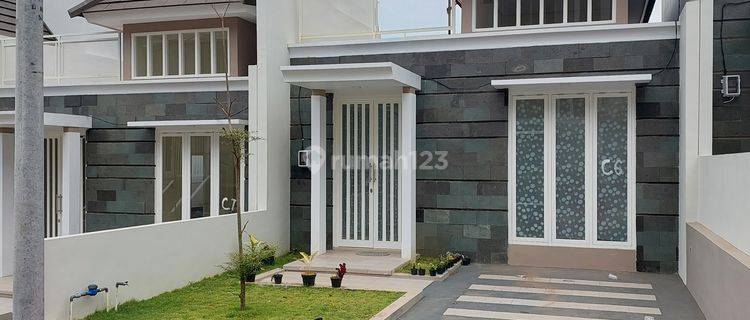 Rumah Bagus modern dekat wisata batu dan kampus muhammadiyah malang 1