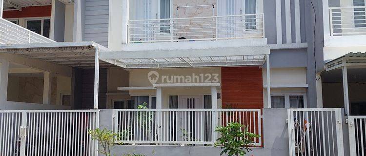 Rumah kost mewah modern 2 lantai SHM dekat universitas brawijaya malang  1