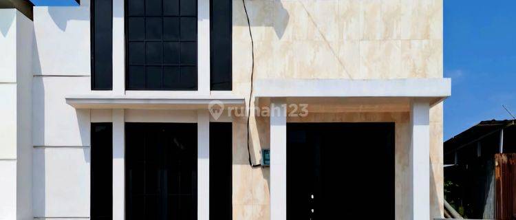 Rumah murah modern glass house lokasi strategis nol jalan raya lingkar barat kepanjen malang 1