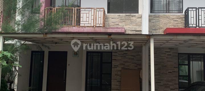 House Needs Minimal Renovation Unfurnished SHM Green Lake City, West Jakarta 1