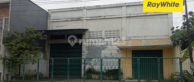 Disewakan Gudang di Jl Teluk Kumai Barat Perak Surabaya 1