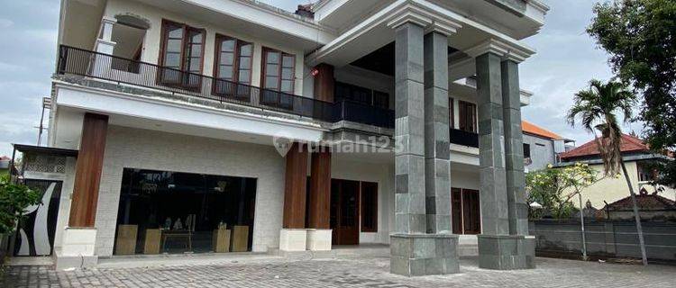 Mansion bonus 22kamar Kost dekat Bandara di Kuta - Bali 1