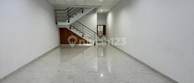 Ready-to-Use South-Facing Rukan in Grand Aries Niaga, West Jakarta 1