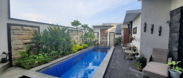 Villa 2 Lantai Furnished SHM di Tumbak Bayuh, Badung Bali 1