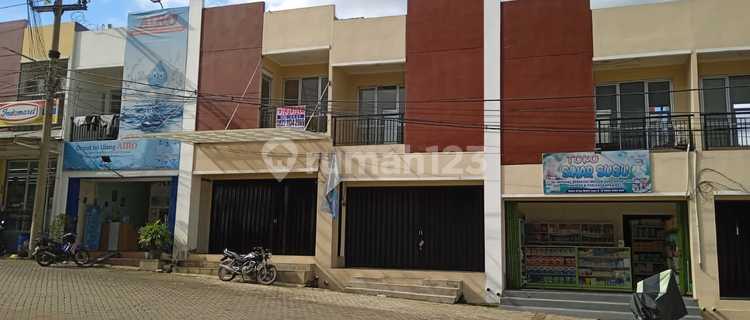 Ready-to-Occupy Shophouse in Cikeas, Bogor 1
