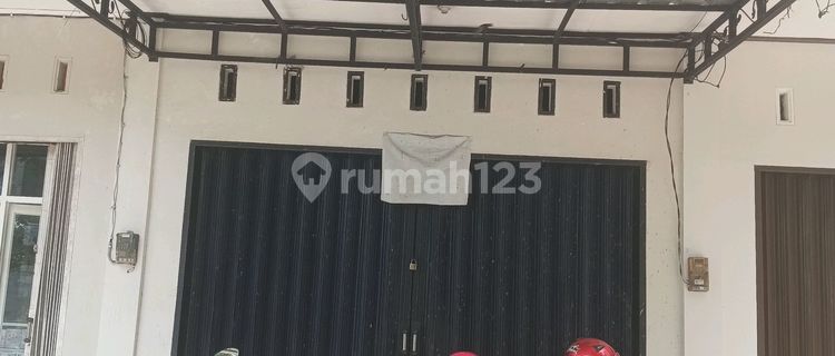 For Sale 2-Story Shop House Near Segamas Market Purbalingga 1