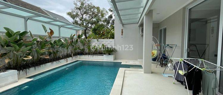 Dijual Rumah Mewah Modern di Sunset Road Seminyak 1