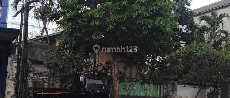 Dijual Tanah Premium di Jalan Utama Gatsu Barat 1