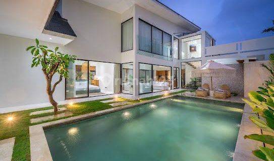 Luxury Villa With Spacious Layout In Seminyak 1