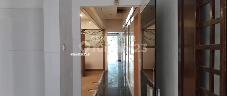 Rumah Jadul Di Sayap Dago Cocok Utk Klinik / Resto / Kantor 1