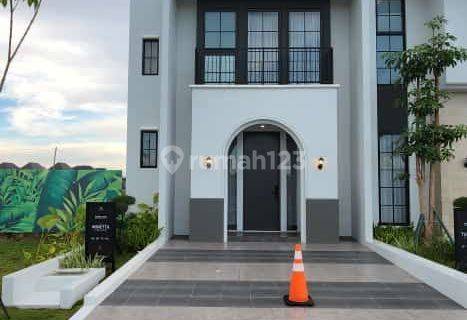 Rumah 2 Lantai Citraland Tallasa City Makassar 1