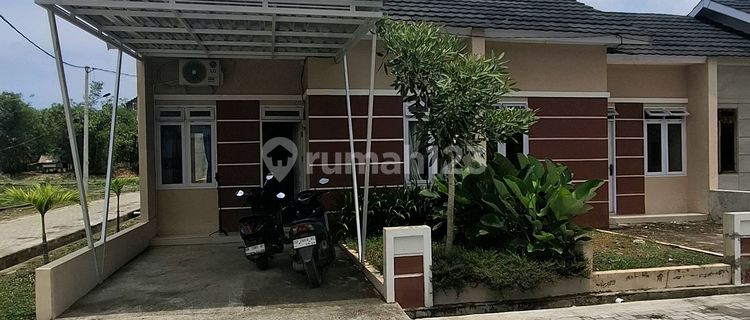 Ready-to-Occupy House Near Unhas Campus, STIBA, Polytechnic, and Unimerz 1