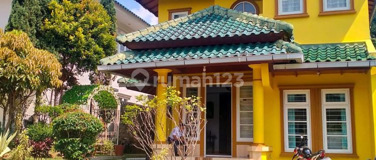 Villa 5 Bedrooms Swimming Pool Price Below Market Puncak Cipanas 1