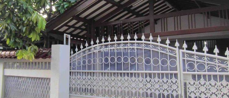 Rumah Murah Kebayoran Baru, Cibulan  Dekat SCBD. Hitung Tanah, Rumah Lama, Area Tenang, Strategis 1