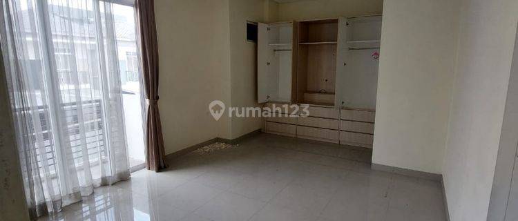 Rumah Amerika Latin 8x18 Semi Furnished Nyaman Dan Rapih 1