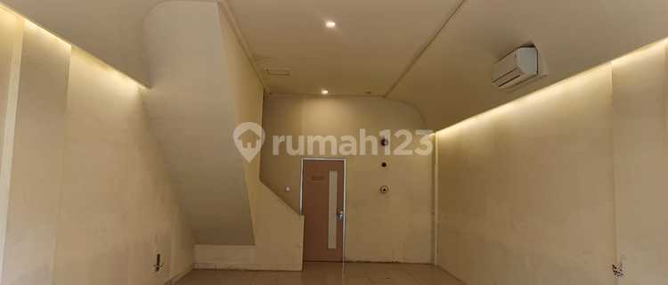 For Rent Immediately, Sentra Niaga Puri Indah Shop House, Strategic Location, Business Center. 1