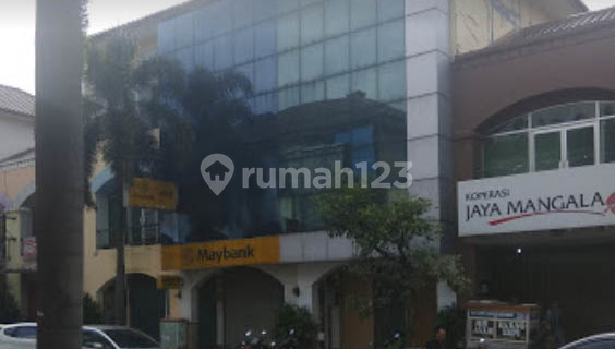 For sale, a ready-to-occupy 3-story strategic shop house with a prime number in the MIM Metro Trade Center complex, Bandung. 1