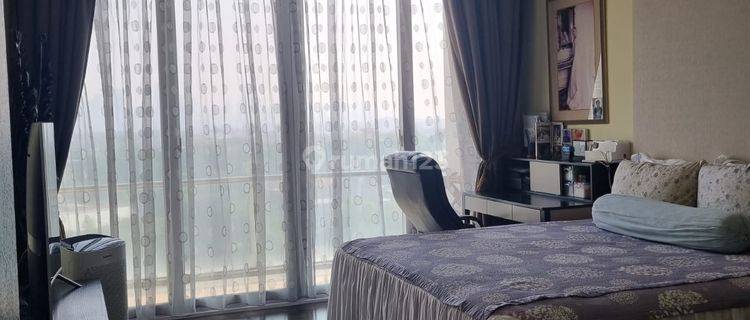 For Sale 3 + 1 Bedroom Nirvana Kemang Apartment 1