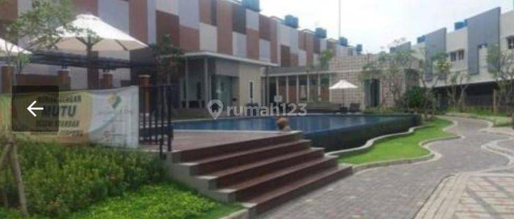 Rumah Kost disewakan 3 Lantai Baru di Scientia Park 1