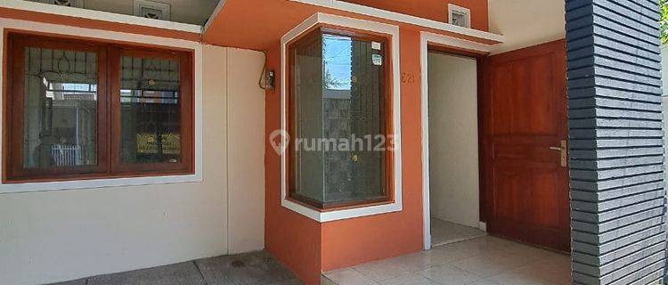 Rumah Siap Pakai Area Solo Baru 1