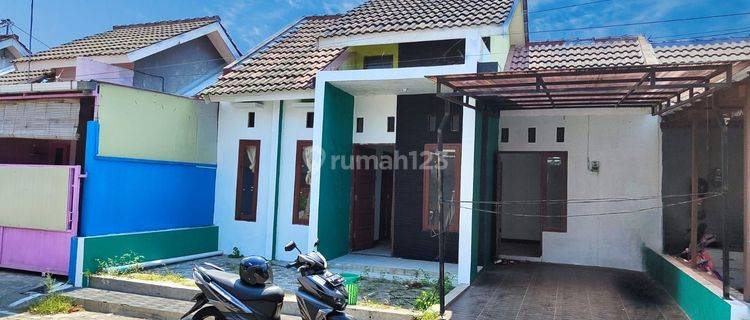 Rumah cluster siap pakai  area Colomadu 1