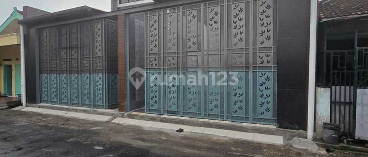 Semi-Furnished House in Solo Baru Area 1