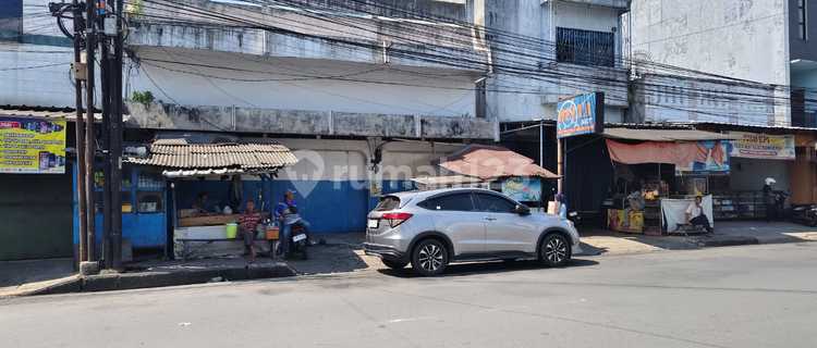 Strategic and Bustling 2-Story Shop House on Perintis Road, Tasikmalaya 1