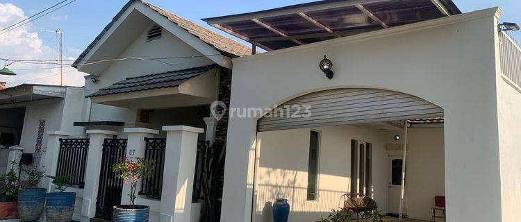 Rumah 2 Bedroom Full Furnished Baru Renovasi, SHM Cisoka, Tangerang 1