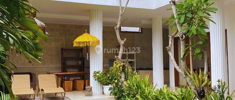 Available Daily Rental Villa With Amazing View To Jimbaran Bay 1