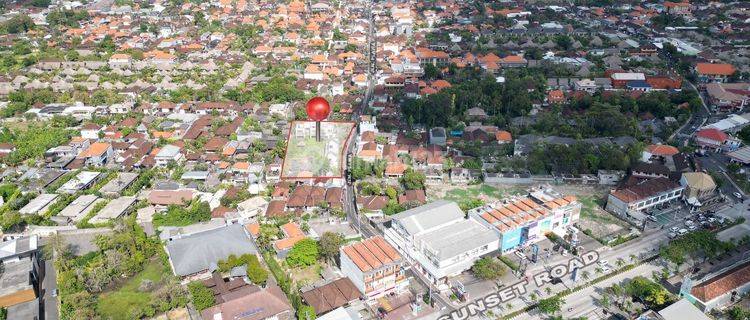 Dijual Tanah Pinggir Jalan Utama Seminyak 1