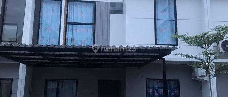 Rumah di Eastern Park Baru semi furnish  1