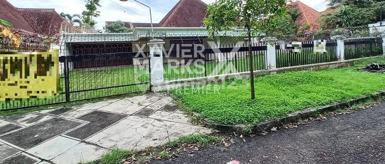 Rumah Super Luas Strategis di Jl Ijen Klojen Kota Malang 1