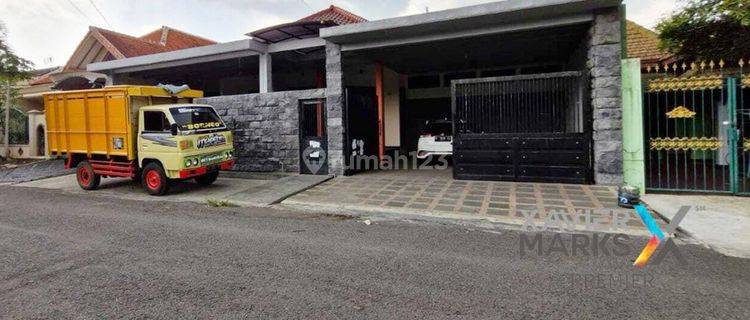 Rumah Usaha Super Strategis di Raden Intan Malang  1