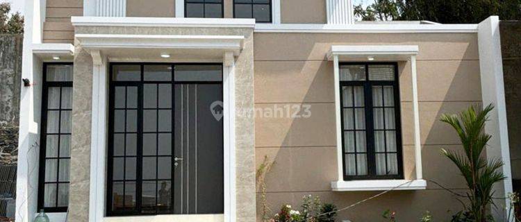 Villa Baru Modern Premium View Menajubkan di Kota Batu  1