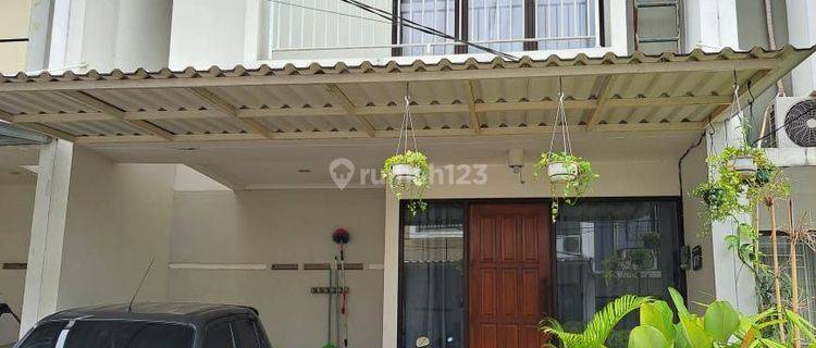 Rumah furnished di Oasis Bintaro 1