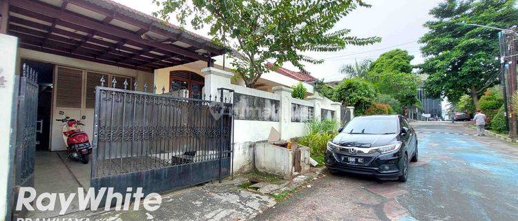 Rumah di Jalan Raya Keuangan, Fatmawati, Jaksel, 1 Km Ke Mrt 1